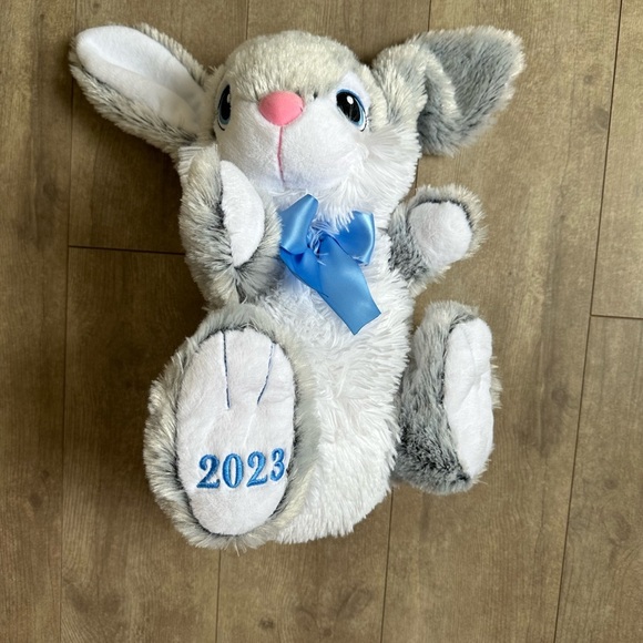 Stuffed Rabbit Bunny Large Ultra Plush Children’s Stuffed Animal 2023 Easter - Picture 10 of 12